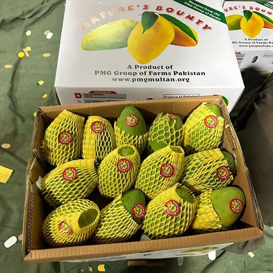 Luxury mixed mango export box with assorted premium mangoes by Multango